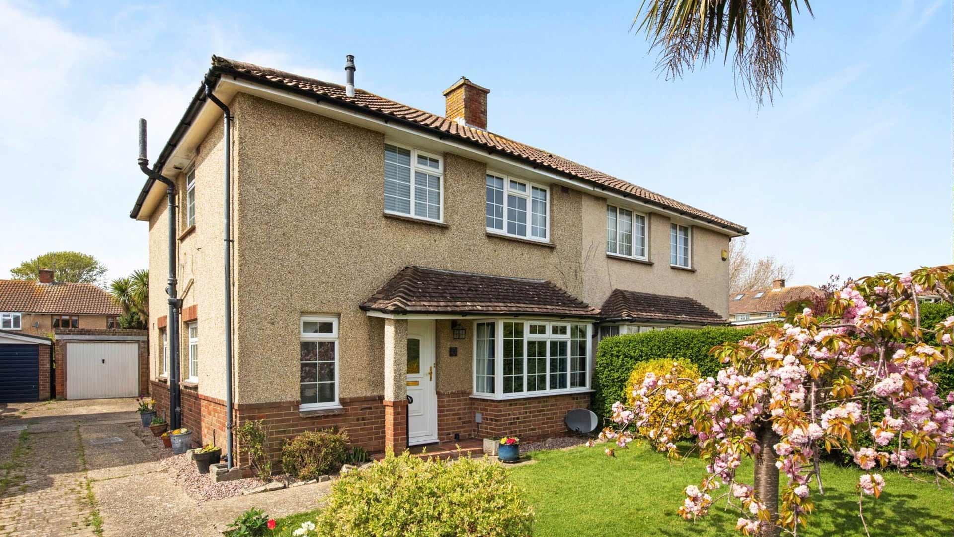 Nutley Crescent, Goring-by-Sea – Sold for £428,000