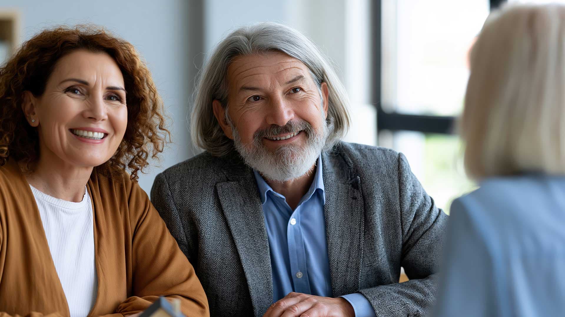 Human Estate Agent or AI Bot?
